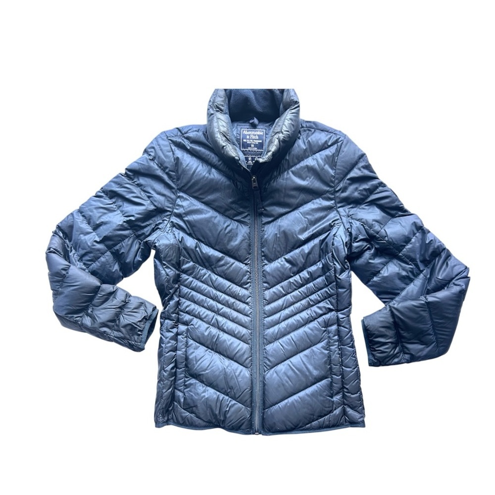 Abercrombie & Fitch Packable Down Filled Jacket
Size XS light travel puffer